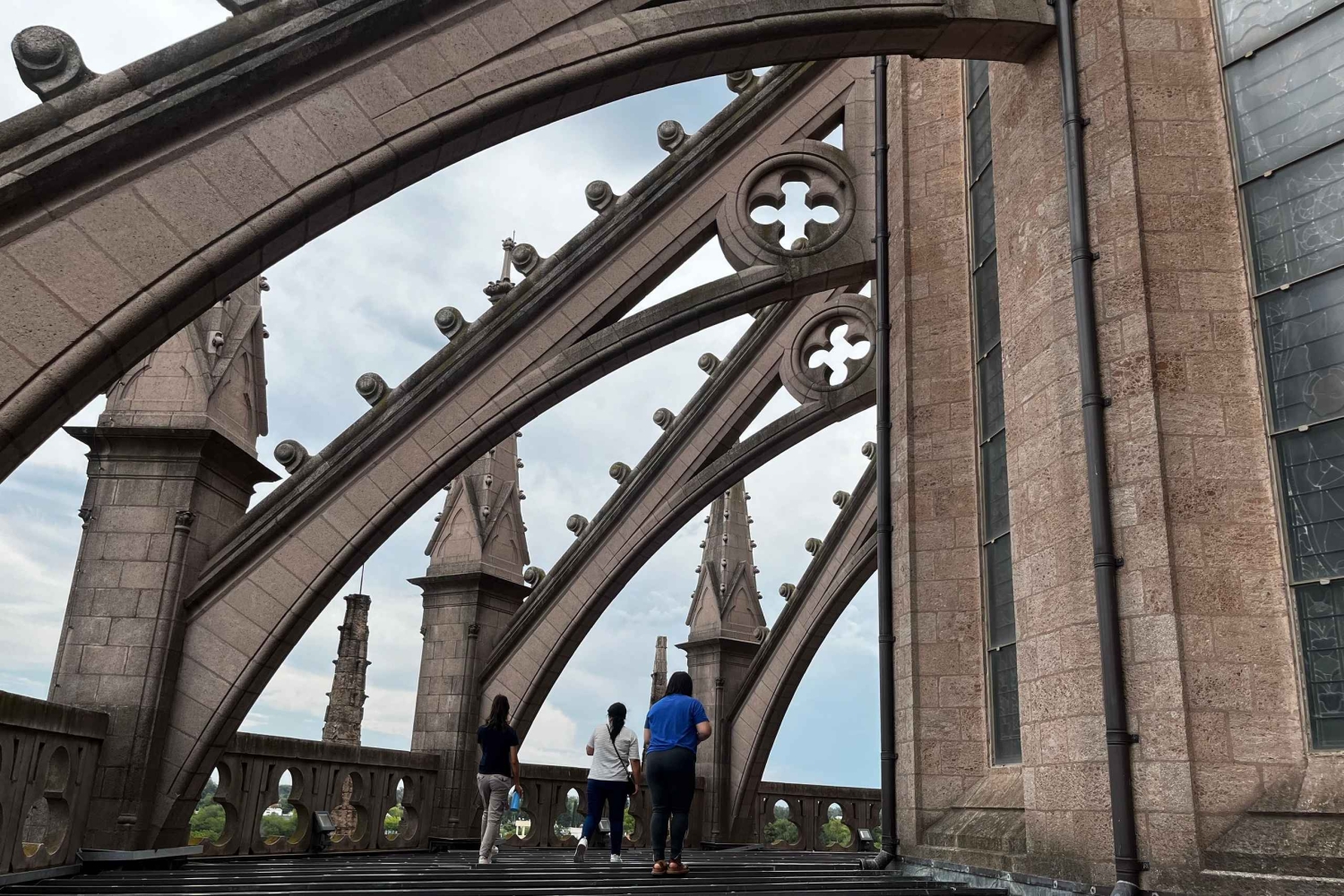 Buenos Aires: Nyd en komplet rundvisning i basilikaen i Luján.