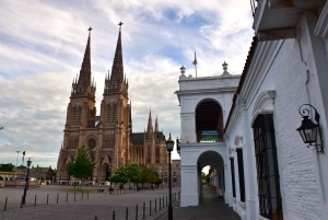 Buenos Aires: Nyd en komplet rundvisning i basilikaen i Luján.