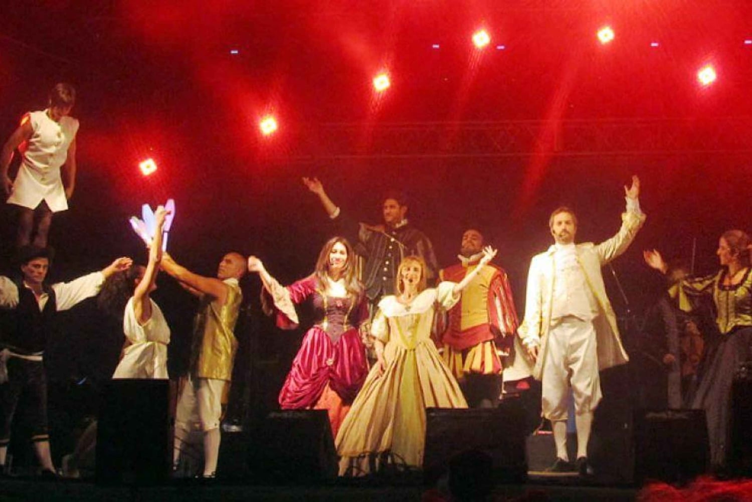 Buenos Aires: Gala Lírica Tickets in Palacio Paz.