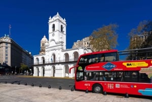 Buenos Aires: Hop-on-hop-off-bustour door de stad