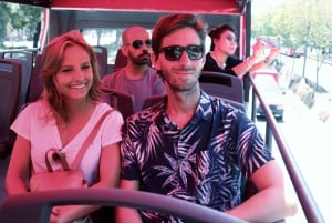 Buenos Aires: Hop-on hop-off -bussi, ilmaiset kävelykierrokset ja vammaiset henkilöt