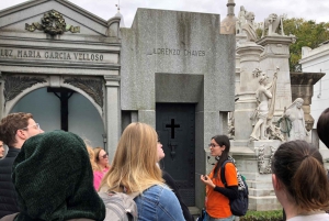 Buenos Aires: Tour guiado del Cementerio de la Recoleta en inglés