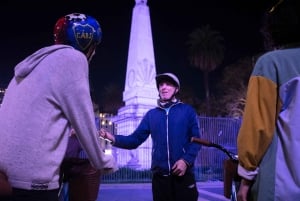 Buenos Aires: Private Nighttime Bike Tour on Bamboobikes