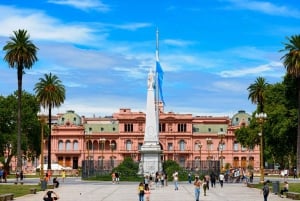 Buenos Aires Old Town Walking Tour with Cruise Tickets