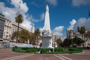 Buenos Aires Old Town Walking Tour with Cruise Tickets