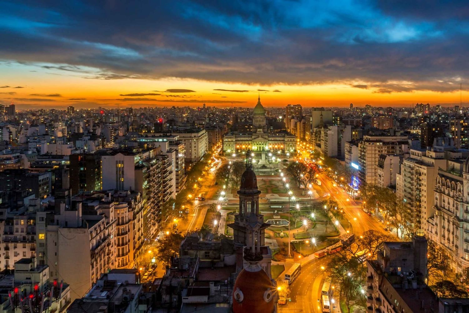 Buenos Aires : Visite guidée nocturne du Palacio Barolo avec vin
