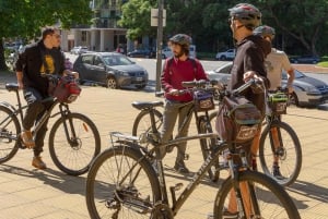 Buenos Aires: Palermo & Recoleta -kulttuurikylpy pyörällä