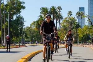 Buenos Aires: Palermo & Recoleta -kulttuurikylpy pyörällä