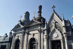 Buenos Aires: Recoleta Cemetery Guided Tour For Small Groups