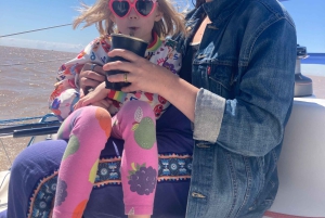 Buenos Aires: Sailboat ride, special city view, and food on board