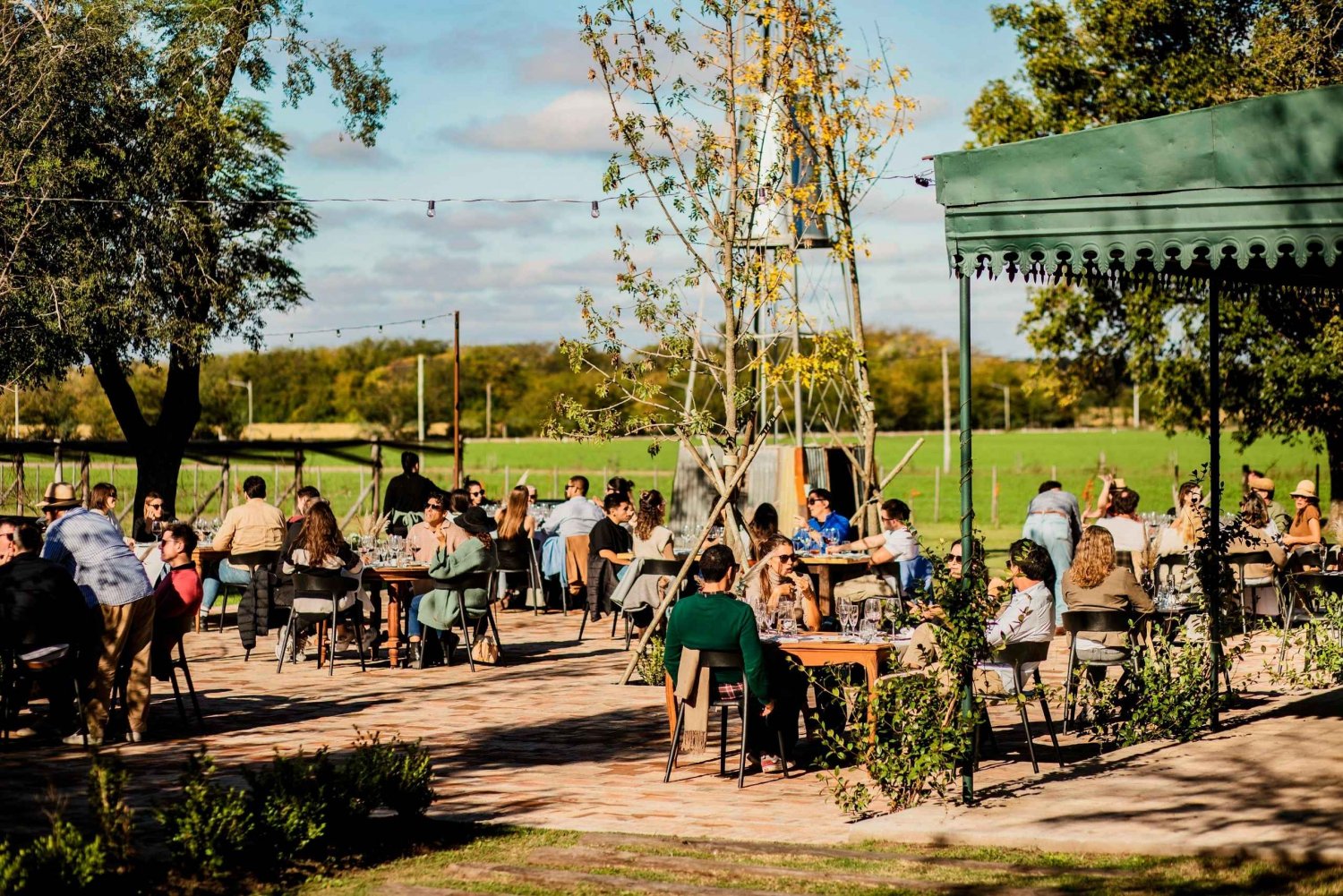 Buenos Aires: San Antonio de Areco Vineyard Tour mit Wein