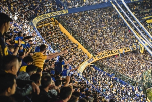 Buenos Aires: Katso Boca Juniorsin peli kuljetuksen ja paikallisten kanssa.