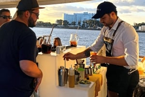 Buenos Aires: zonsondergang aan de Río de la Plata met boottocht en open bar