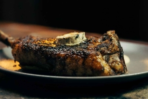 Buenos Aires: Tango and Folklore Show with Dinner