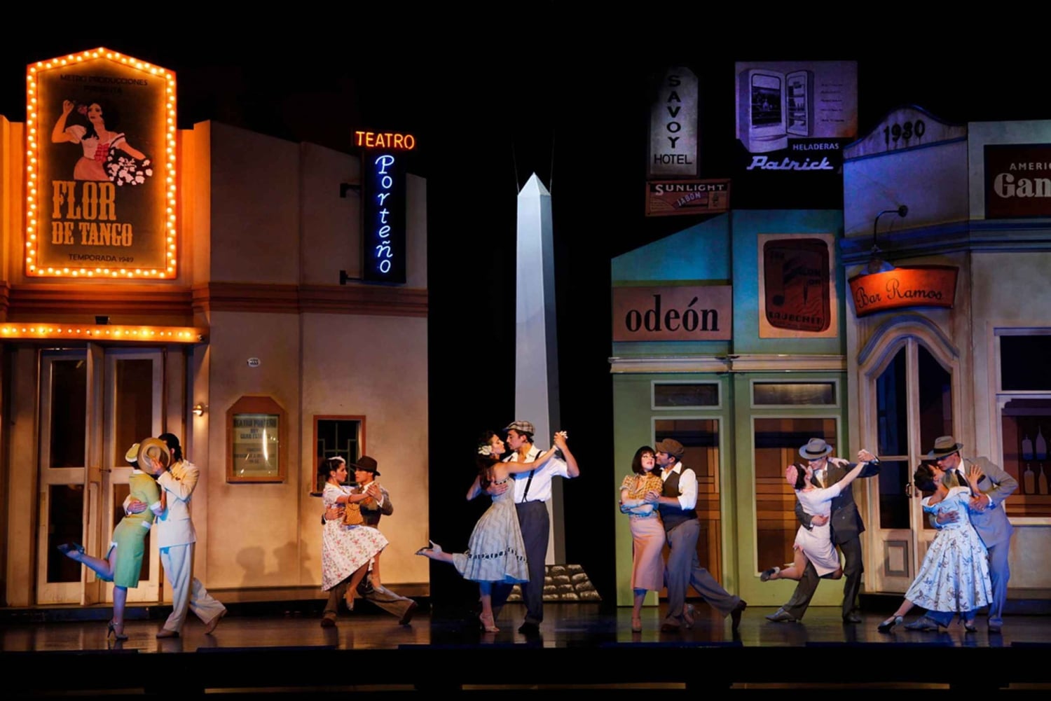 Buenos Aires Tango Porteño Show ja valinnainen illallinen