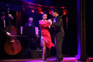 Buenos Aires: Tango Show 'El Querandí' & optionales Abendessen