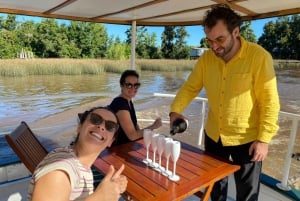 Buenos Aires: Passeio de barco pelo Delta do Tigre com churrasco e vinho