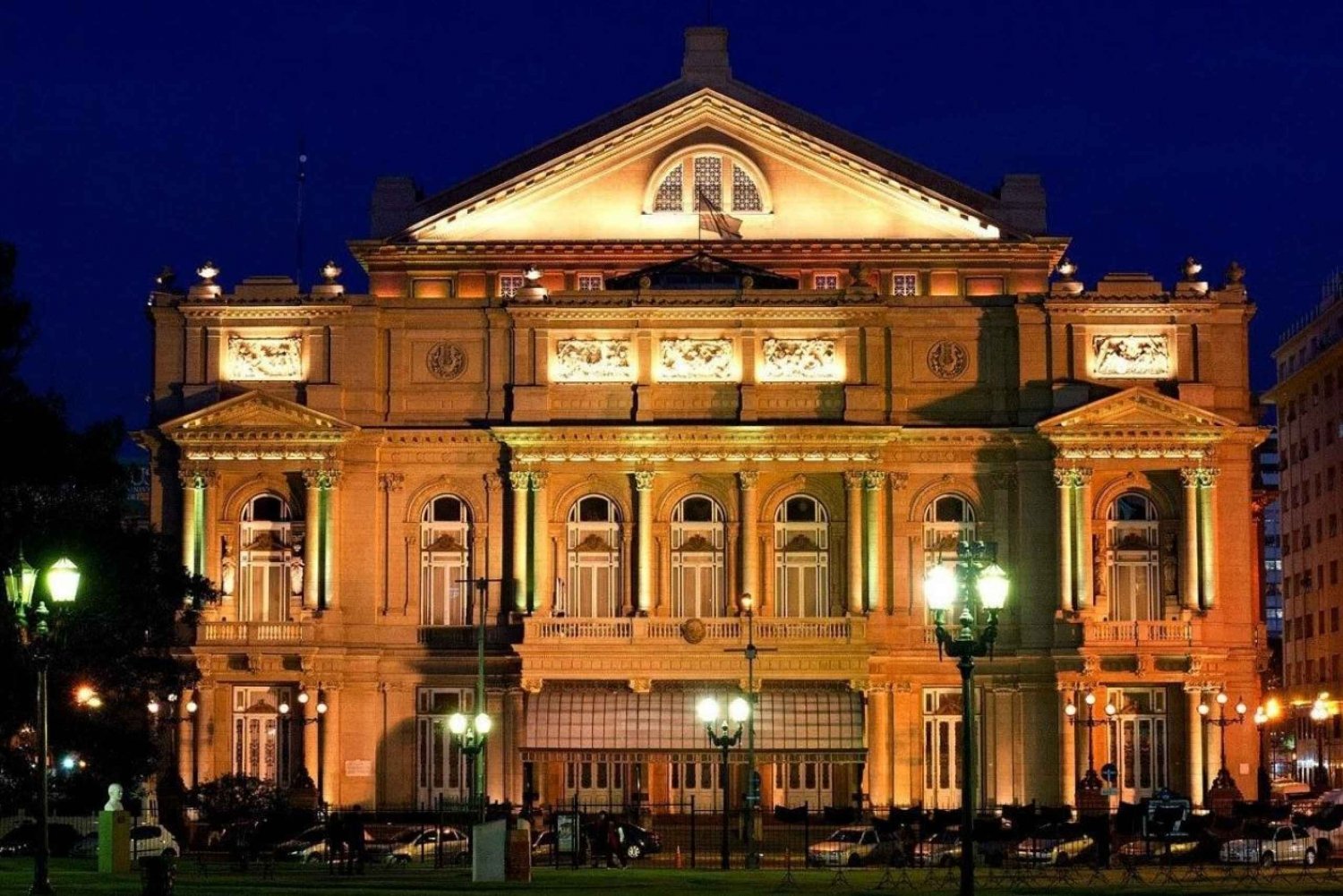 Buenos Aires: Walking City Tour with Colón Theater & Museums