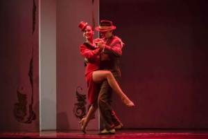 Café de los Angelitos med valfri middag + gratis drinkar