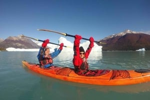 Kayak Pasarelas Perito Moreno almuerzo Traslado desde Calafate