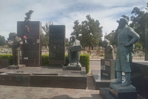 CIMETIÈRE DE CHACARITA + PARQUE CHAS (LABYRINTHE)