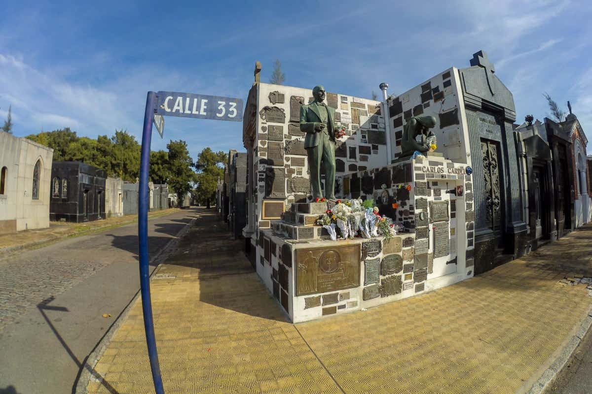 Tour por el Cementerio de la Chacarita