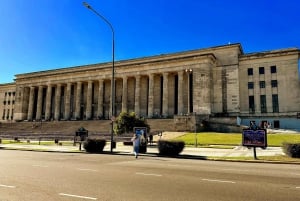 City of Angels: Walking Tour Recoleta - Skip the line