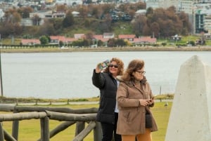 TOUR DE LA CIUDAD + VISITA A LA RESERVA DEL GLACIAR MARTIAL