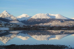 STADSVANDRING I USHUAIA + BESÖK I MARTIAL GLACIER RESERVE