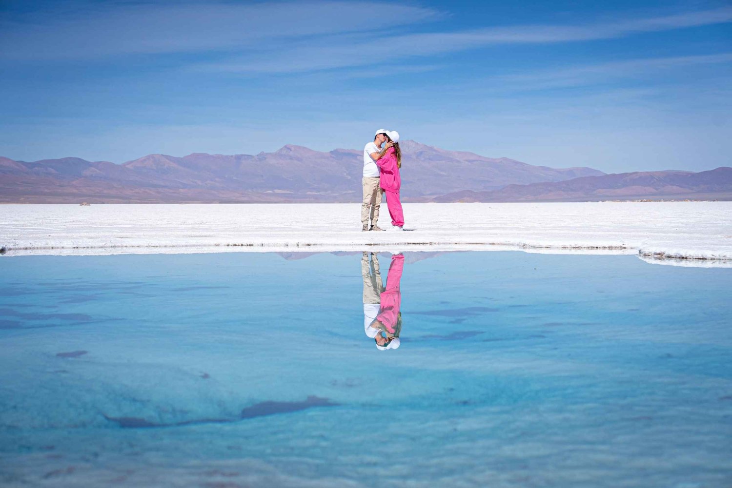 Montañas de colores y sal infinita: Excursión Salinas + Purmamarca