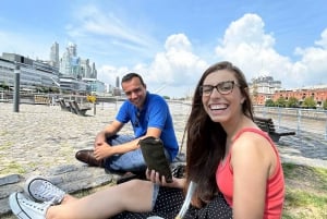 Explora el centro en scooter y con una bebida