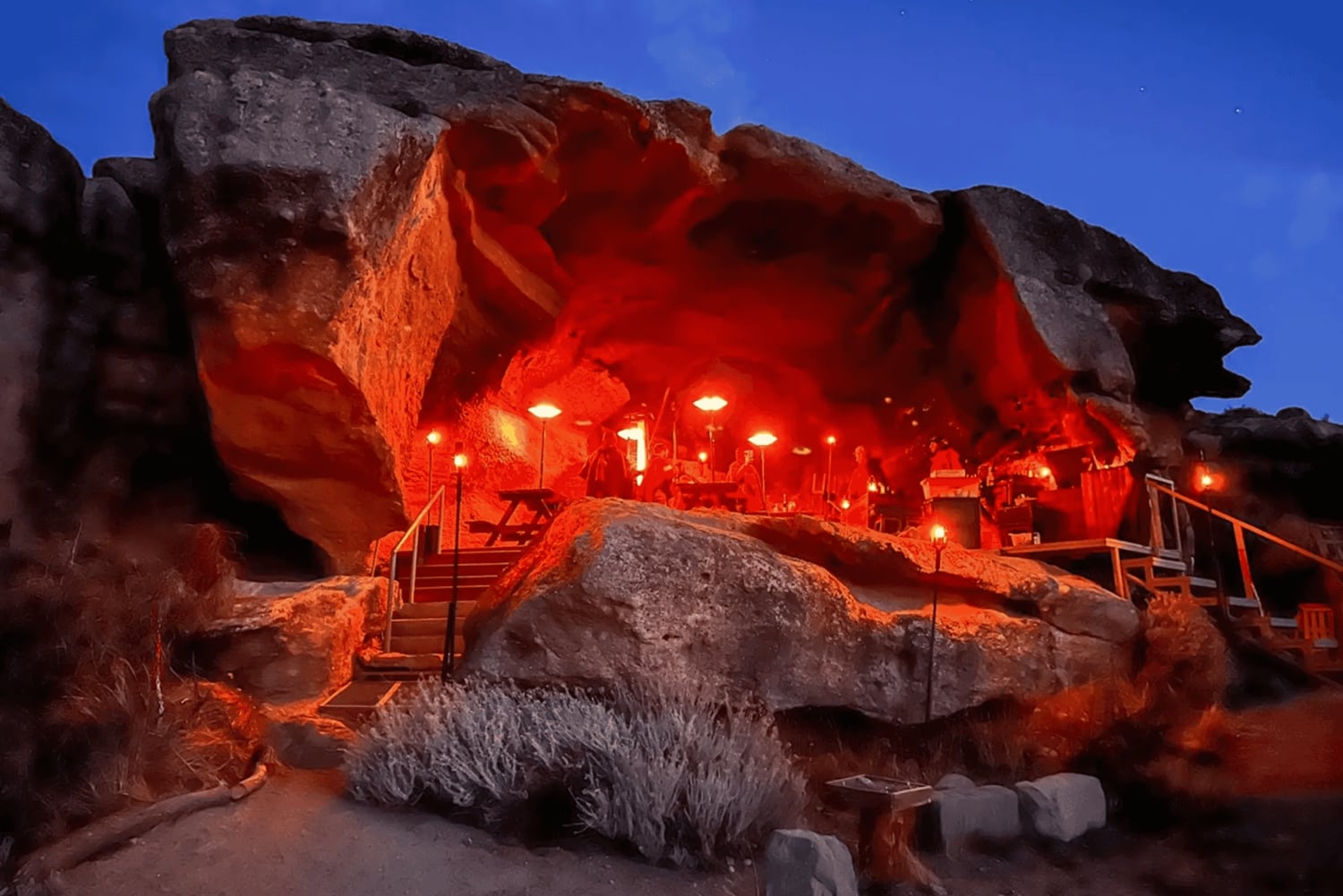 EL CALAFATE Nativo experience lagos y cavernas