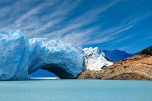 El Calafate Arrangement: Torres del Paine+Perito Moreno gletsjer