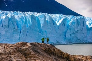 El Calafate: Perito Moreno Glacier Trekking Tour and Cruise