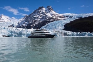 El Calafate: Spegazzini, Upsala, and Perito Moreno Glaciers by Cruise