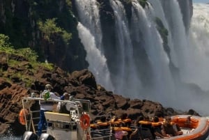 Iguazu Falls Private Day Tour: Brazil+Argentina +Boat Option