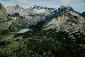 Ainutlaatuinen kosinta helikopterilla ja malja Ushuaia