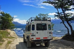 Fagnanon ja Escondidon järvien kierros 4WD-ajoneuvolla Ushuaiassa