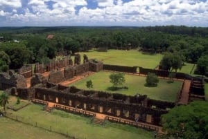 Foz de Iguazú: Excursión de un día a las Minas de Wanda y Ruinas de San Ignacio