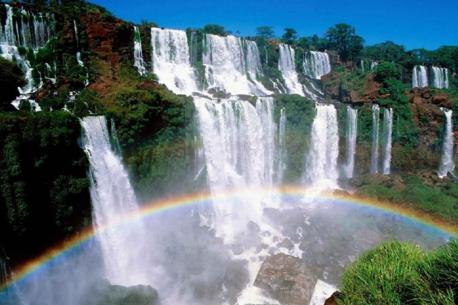 From Buenos Aires: 3-Day Iguazu Falls Tour with Airfare