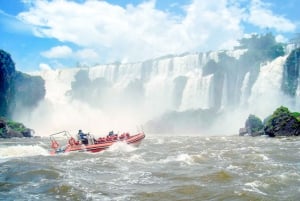 From Foz do Iguaçu: Argentinian Iguazu Falls with Boat Ride