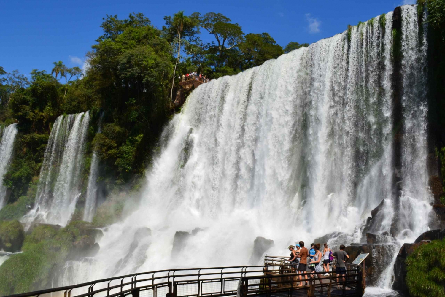 From Foz do Iguaçu: Argentinian Iguazu Falls with Ticket