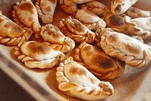 From Foz do Iguaçu: Puerto Iguazu Night Tour