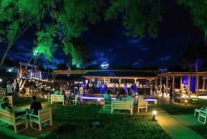 From Foz do Iguaçu: Puerto Iguazu Night Tour