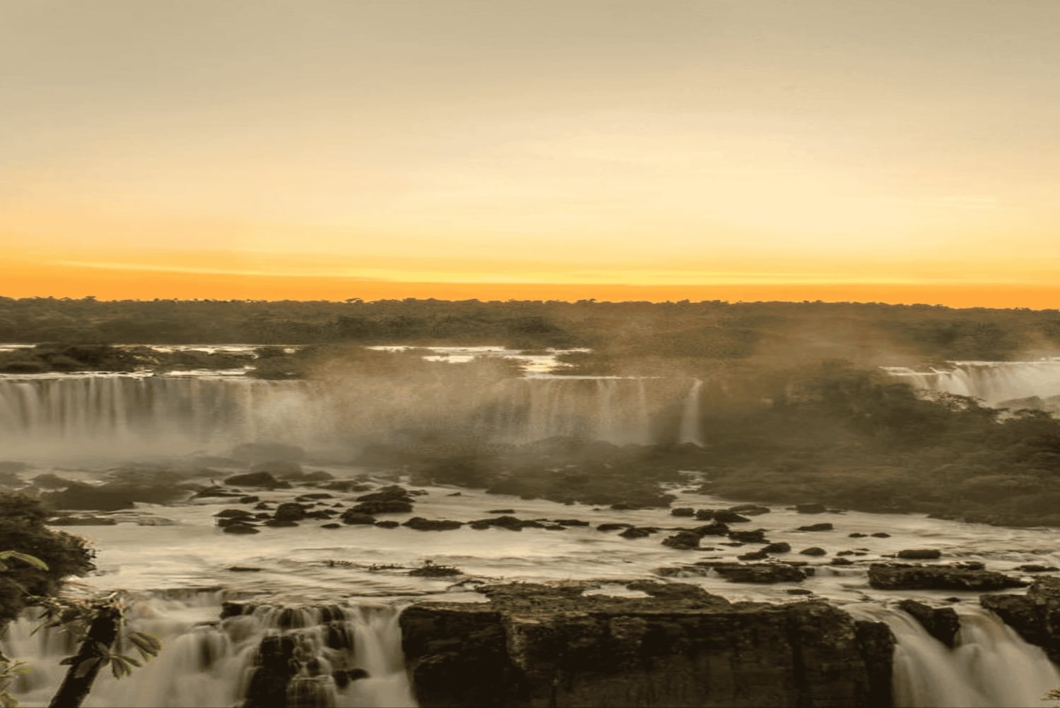 Desde Foz do Iguaçu: Atardecer en las Cataratas