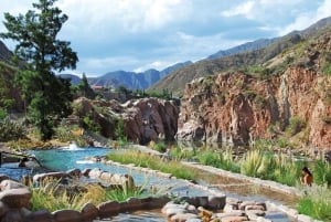 Von Mendoza aus: Premium-Spa-Tag in den heißen Quellen von Cacheuta