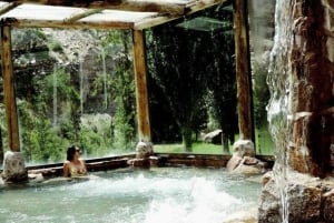 Von Mendoza aus: Premium-Spa-Tag in den heißen Quellen von Cacheuta