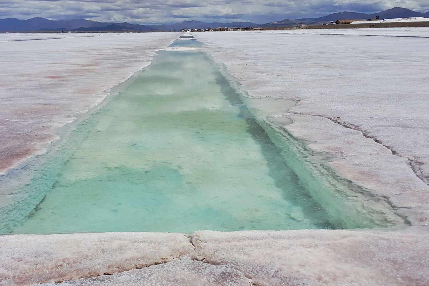 Da Salta: Escursione a Salinas Grandes, Purmamarca e Los Colorados