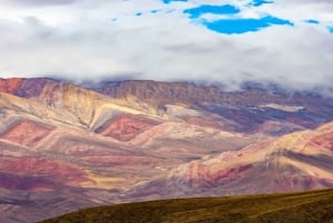 Från Salta: Serranías del Hornocal & Berget med de 14 färgerna