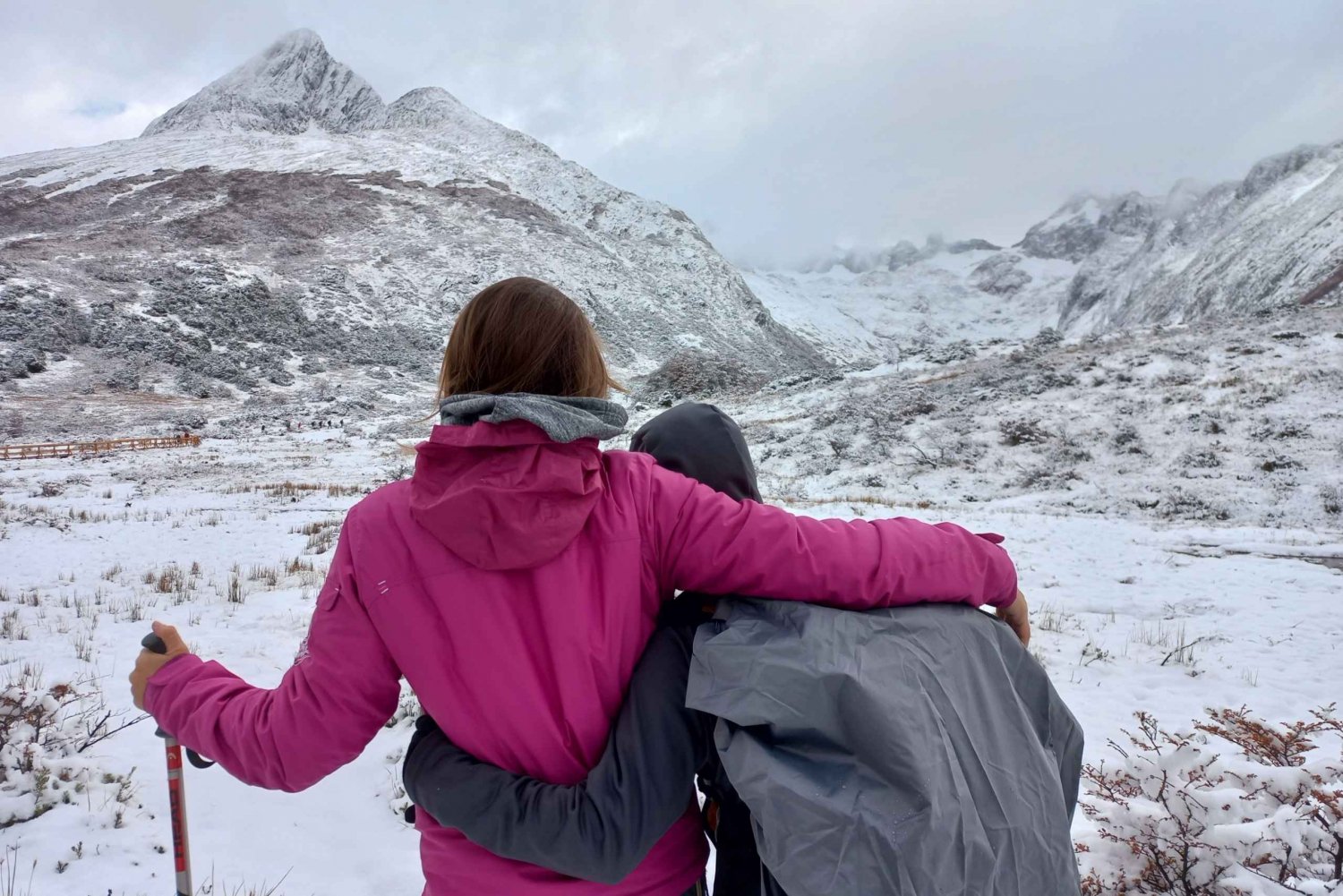 Z Ushuaia: Wycieczka trekkingowa po szmaragdowej lagunie Tierra del Fuego